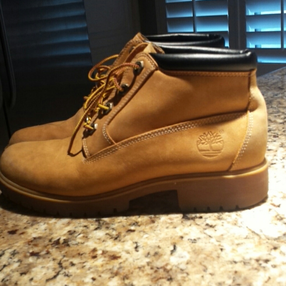 Timberland waterproof leather ankel boots
